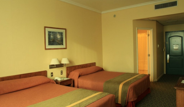Hotel Diego de Almagro Aeropuerto Habitación Doble dos camas